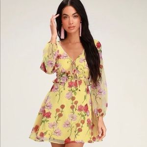 ❤️BB Dakota Women’s Chiffon Dress💛